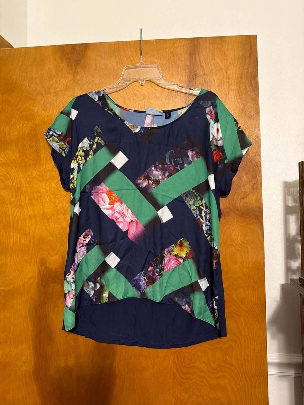 Cynthia Rowley Abstract Floral Geometric Navy Blue Scarf Print Short Sleeve Blou